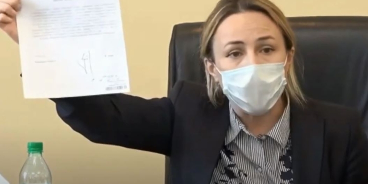 Глава местной СБУ Герсак “поспорил” на Москаленко. У нее истерика (ВИДЕО)