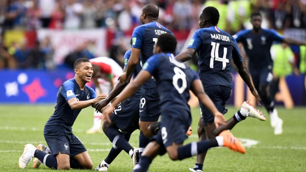 Игрок сборной Франции продал золотую медаль Чемпионата мира-2018 1