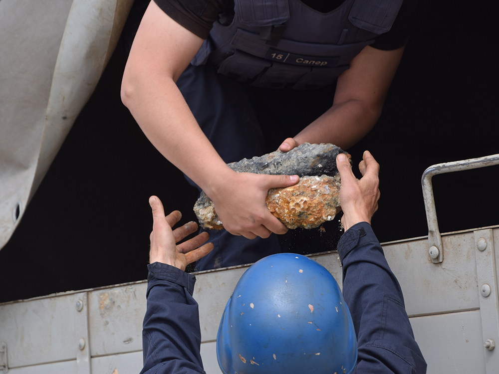 На Николаевщине в акватории Черного моря нашли 40 взрывоопасных предметов (ФОТО, ВИДЕО) 13