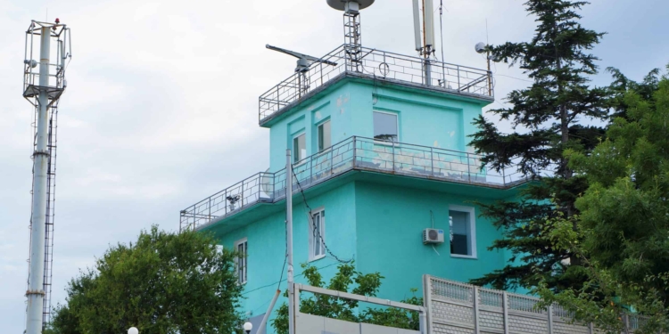 Возле Очакова обновляют пост технического наблюдения пограничников (ФОТО)