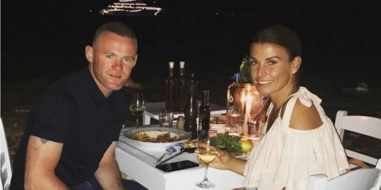 Легенда сборной Англии потратил 185 тысяч долларов на винную комнату в своем особняке (ФОТО)