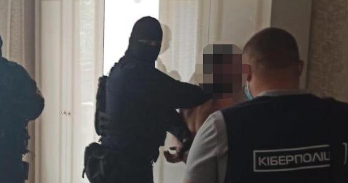 В Николаеве задержали супругов, которые «продавали» в интернете несуществующие товары (ФОТО)