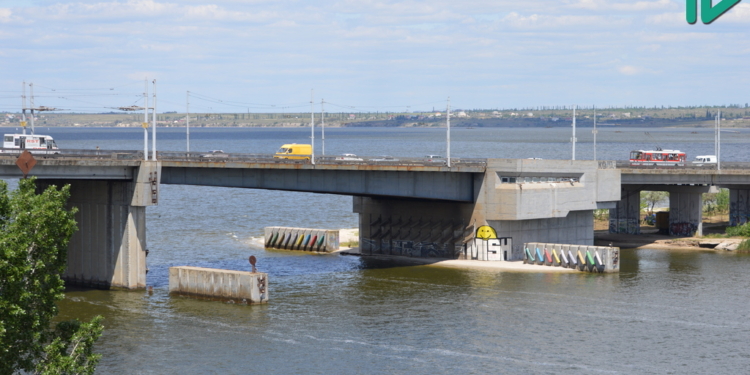 Мосты Николаева «устали» ждать собственника (ФОТО, ВИДЕО)