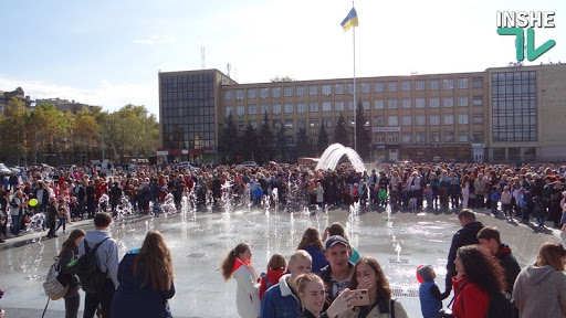 Сенкевич хочет разместить кафе на Соборной площади (ВИДЕО)