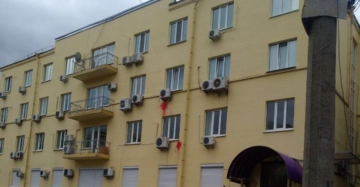 Возле офиса нардепа Виктора Медведчука в Киеве произошел взрыв (ФОТО, ВИДЕО)