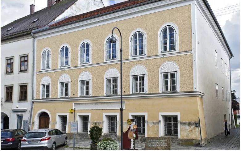 После реставрации в дом Гитлера в Австрии переедет полиция 1