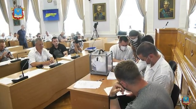 В Николаеве депутаты не приняли ни одну программу обращения с бездомными животными