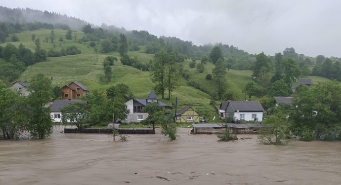 Паводок на Западной Украине: США выделят $100 тыс. помощи