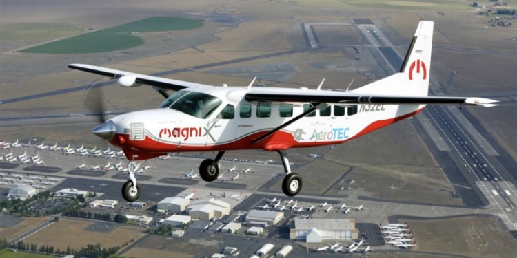 30 минут – полет нормальный: в США тестируют самый большой в мире электросамолет (ВИДЕО)