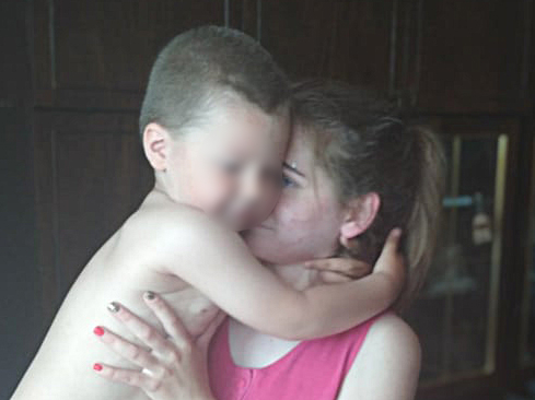 Пошутил. В Снигиревке спасателям пришлось вызволять маму, которую сынок запер на балконе (ФОТО)