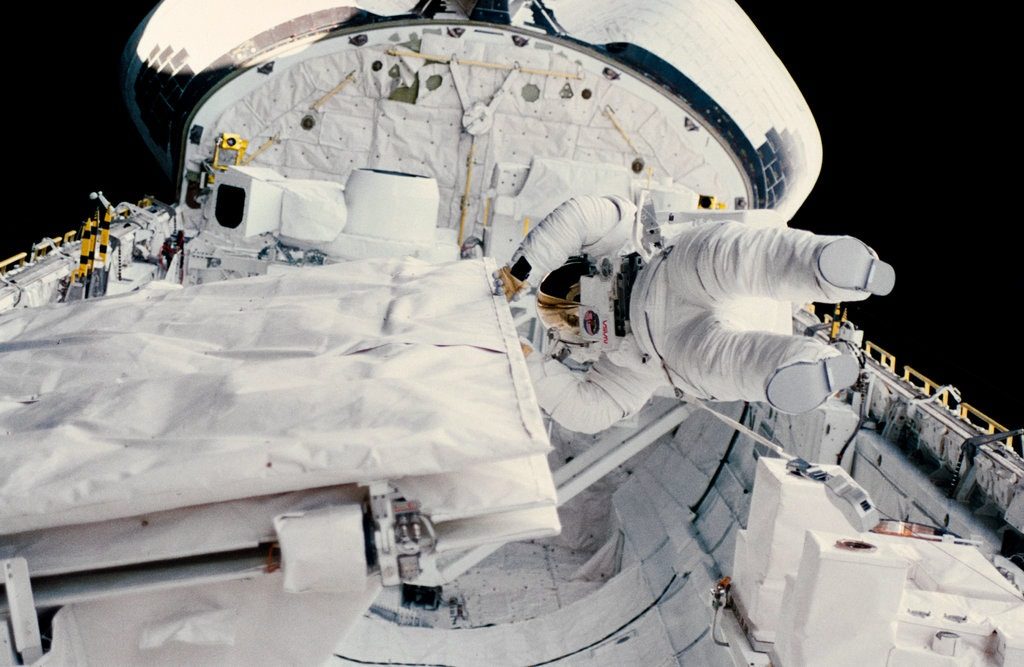 От вершин до глубин: бывшая астронавт NASA спустилась на дно Марианской впадины 1