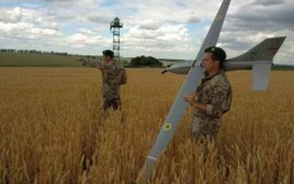Первый модернизированный беспилотник-разведчик SPECTATOR-M1 передан в украинскую армию