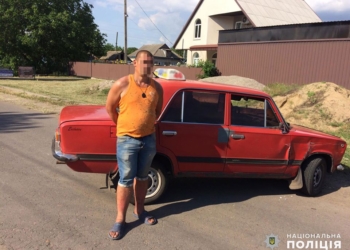 В Первомайске угнали такси – задержать угонщика помогли полицейские из Врадиевки (ФОТО)