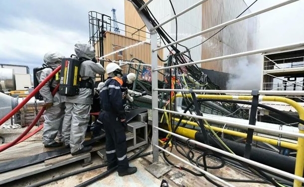 Пожар на подлодке во Франции тушили 14 часов