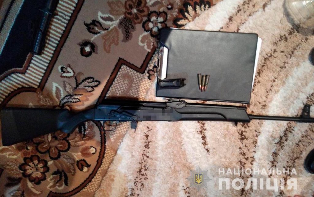 На Николаевщине полиция со спецподразделением штурмом взяли дом вооруженных наркодельцов (ФОТО, ВИДЕО) 11