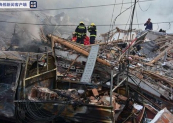 9 человек погибли, более 100 ранены из-за взрыва бензовоза в Китае