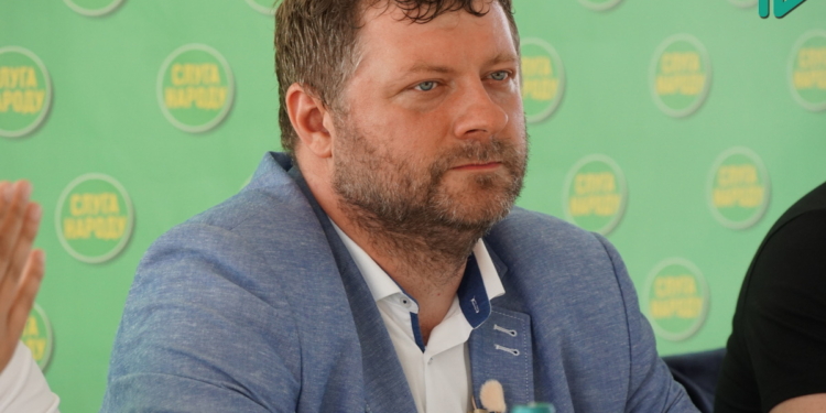 ФОТОРЕПОРТАЖ: Арахамия заявил, что в течение 3 недель определятся с кандидатом в мэры Николаева (+ВИДЕО)