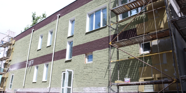 Новое здание городского Центра поддержки внутренне перемещенных лиц и ветеранов АТО хотят отремонтировать к осени (ФОТО)