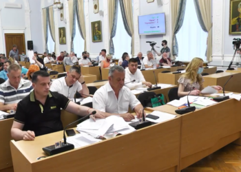 Горсовет Николаева согласовал кредитные проекты по приобретению 60 троллейбусов и 50 автобусов (ФОТО)