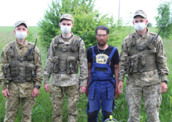 Пограничники задержали велосипедиста, который ехал из Чехии в Казахстан