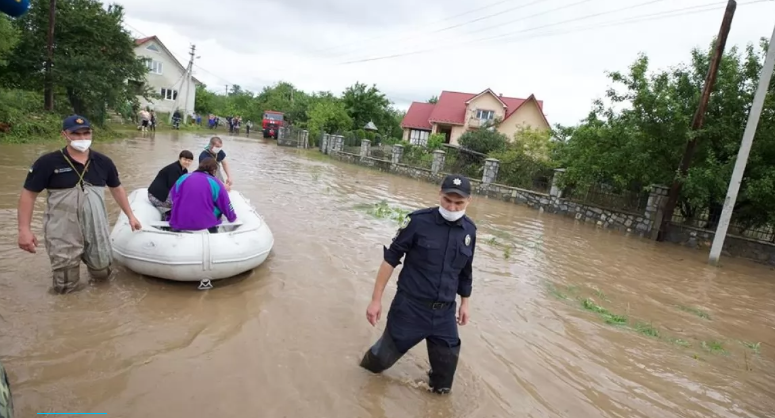 Украина обратилась в Евросоюз и НАТО за помощью в ликвидации последствий наводнений 1