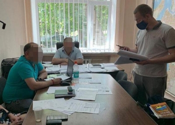 В Николаеве задержан чиновник ЖКХ – вымогал и получил взятку за дезинфекцию (ФОТО)