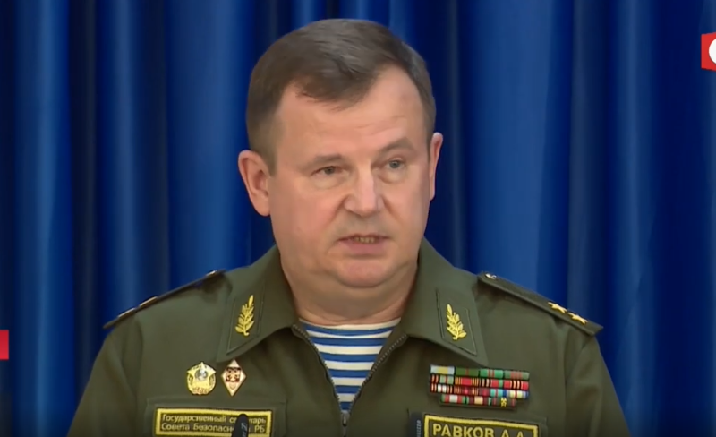 Секретарь совета обороны Беларуси готов применить армию против протестующих