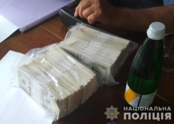 В Украине поймали мошенника, который “брал в Масоны” и продавал должности в Кабмине (ФОТО)