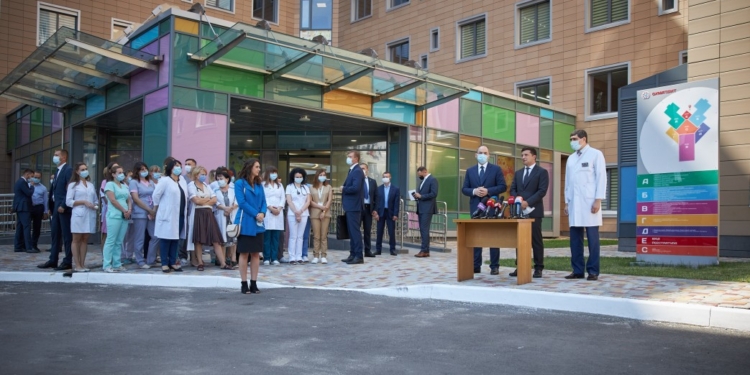 Кравчук, Резников… На должность руководителя ТКГ по Донбассу есть несколько кандидатов – Зеленский