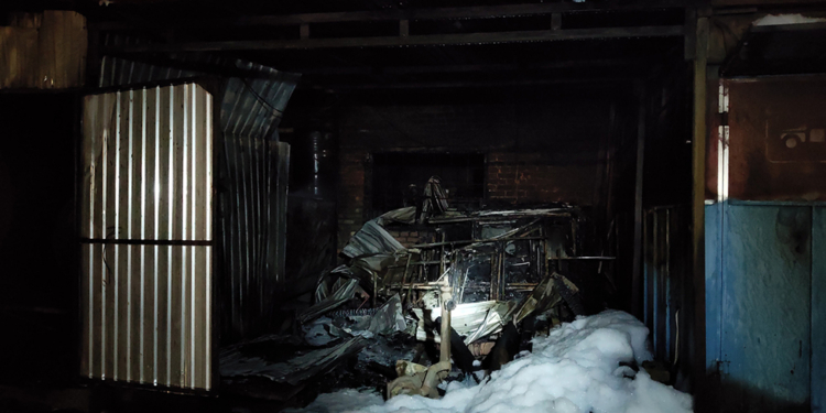 На пожаре во Врадиевке ожоги 30% тела 2-3 степени получил 49-летний мужчина. Сейчас он – в больнице в Николаеве (ФОТО)