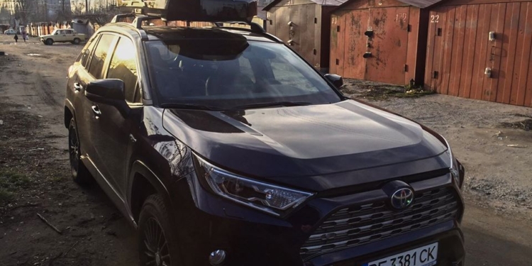 В Николаеве угнали темно-синюю «Тойоту» (ФОТО)