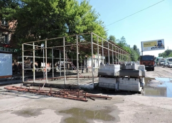 За снос незаконного рынка «Клаксон» с Николаевского горсовета через суд пытаются взыскать 140 тыс.грн. (ФОТО)
