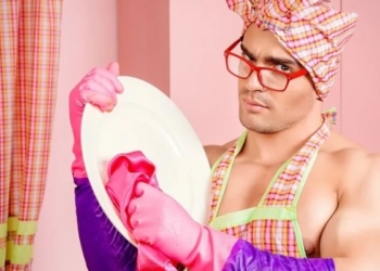 На Кипре грабитель прежде, чем ограбить дом, устроил уборку и полил огород