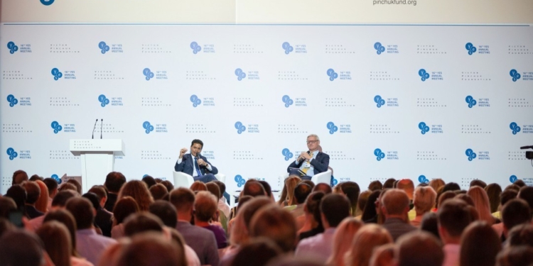 Из-за коронавируса. Встречи YES в этом году не будет