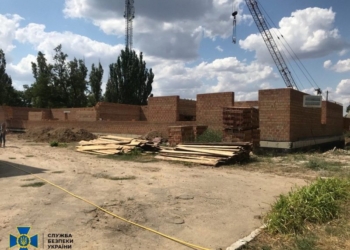 В суд ушло дело о присвоении более чем 3 млн.грн. на строительстве казармы для морпехов в Очакове