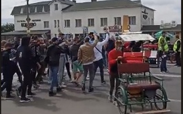 Трассу «Николаев-Одесса» перекрыли у Коблево – предприниматели требуют смягчить ограничения на работу развлекательных заведений (ВИДЕО)