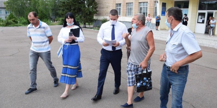 БК, дорога, школа. Миколаївський губернатор визначив пріоритети в Арбузинському районі (ФОТО)