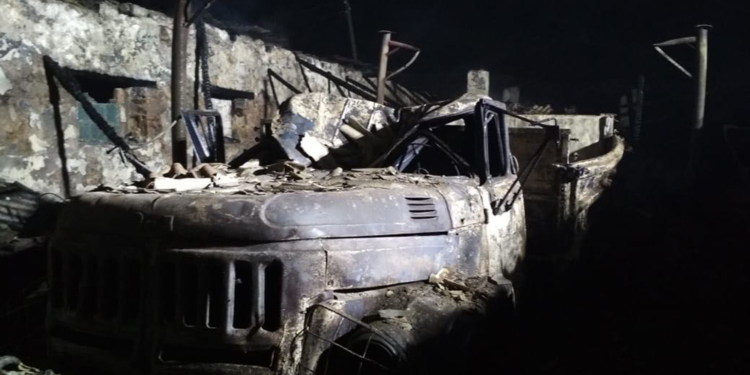 На Николаевщине огонь уничтожил сельхозтехнику