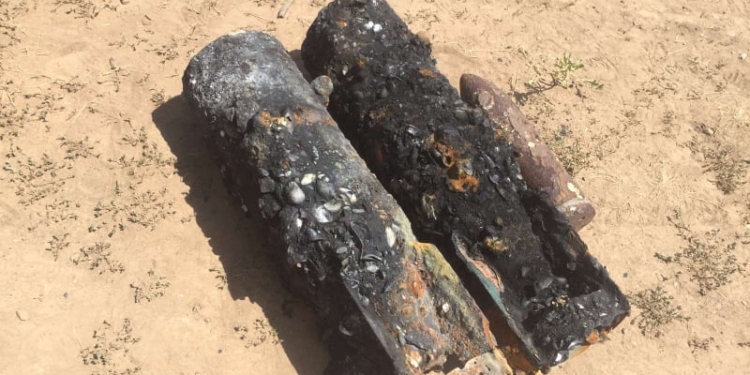 На Кинбурне женщина, купаясь в море, обнаружила фугасные авиабомбы (ВИДЕО)