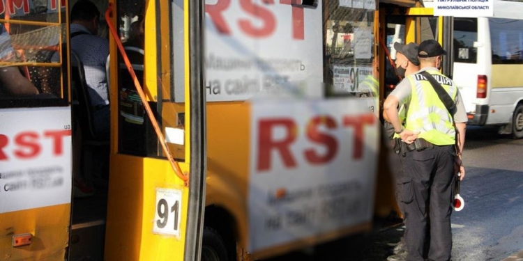 В Николаеве вновь проверяют, как выполняются карантинные меры в общественном транспорте (ФОТО)