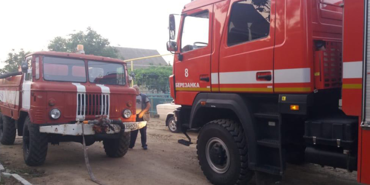 На Николаевщине за сутки потушили 7 пожаров в жилом секторе – есть погибший (ФОТО)