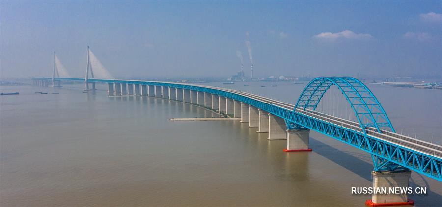 Завидуем молча. В Китае открыли мост с самым длинным пролетом в мире (ФОТО) 13