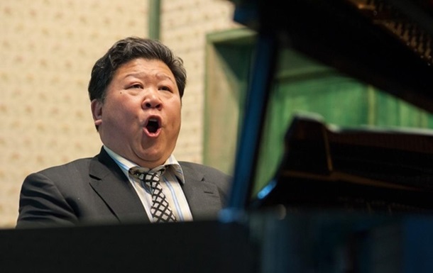 Оперного певца заблокировали в соцсети из-за сходства с лидером Китая 3