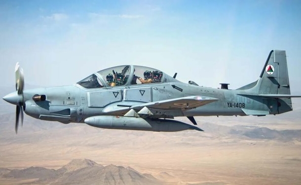 В Афганистане при посадке разбился военный самолет