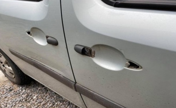 В Харькове напали на журналистов за съемку сюжета об убийстве (ВИДЕО)