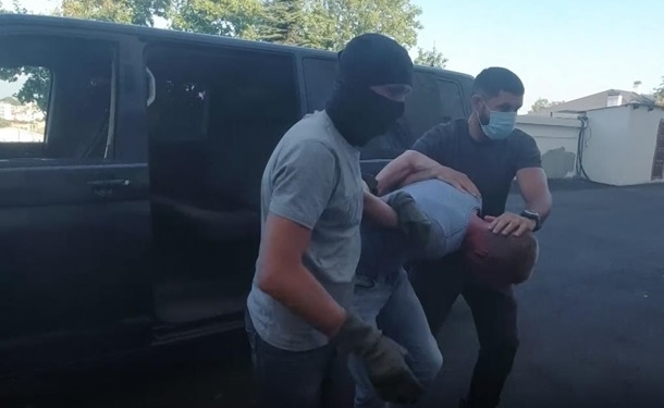 ФСБ задержала моряка в Севастополе за “госизмену”