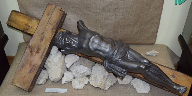 О светильниках веры и духовности: в Николаевском краеведческом музее открылась выставка Татьяны Губской (ФОТО, ВИДЕО)