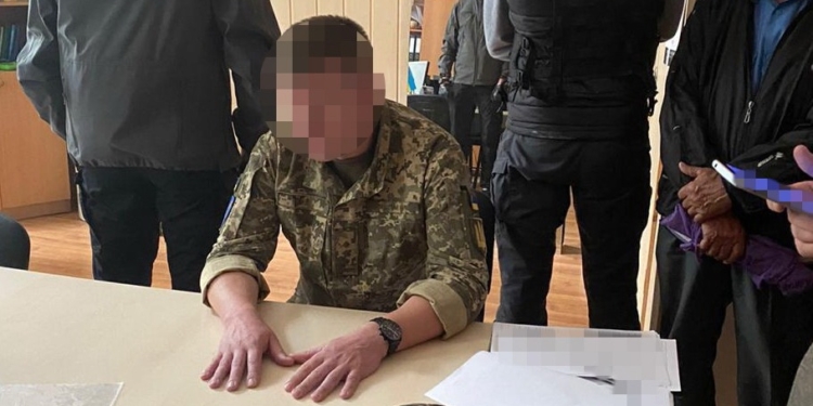 Замначальника военного лицея им.Богуна требовал $5 тыс. за поступление (ФОТО, ВИДЕО)