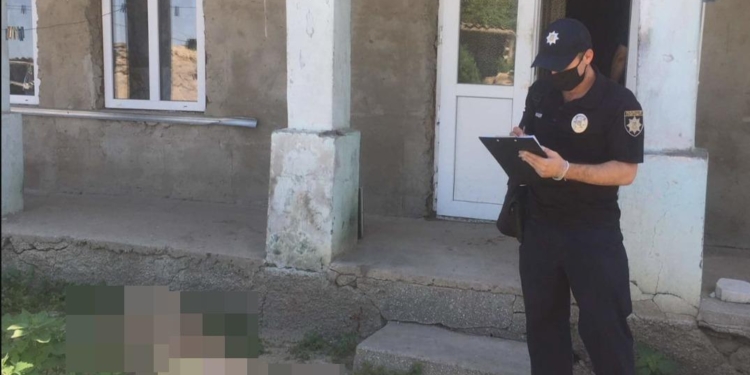 В Одесской области мужчина забил до смерти соседа костылями из-за 115 гривен долга