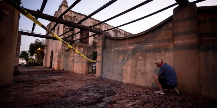 Римско-католическая церковь пожаловалась на “антикатолический вандализм” в США